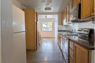 324 Spruce Dr, Brookings, OR 97415 - Photo 16