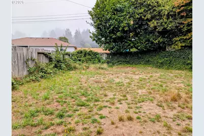 324 Spruce Dr, Brookings, OR 97415 - Photo 28