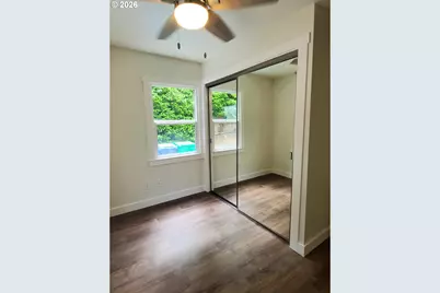 745 SW Maplecrest Dr, Portland, OR 97219 - Photo 16