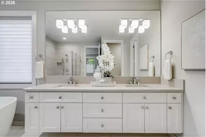 16234 Waluga Dr, Lake Oswego, OR 97035 - Photo 20