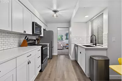 14892 SW 109th Ave, Portland, OR 97224 - Photo 10