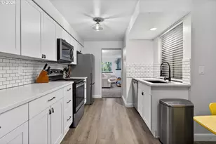 14892 SW 109th Ave, Portland, OR 97224 - Photo 10