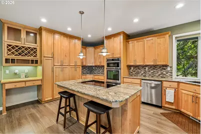 8297 SW Hayden Dr, Beaverton, OR 97007 - Photo 14