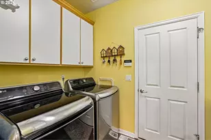 8297 SW Hayden Dr, Beaverton, OR 97007 - Photo 26