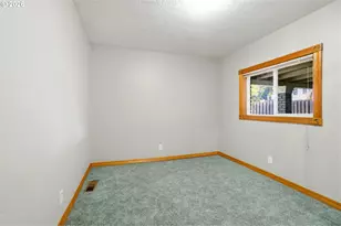 7628 N Dwight Ave, Portland, OR 97203 - Photo 20