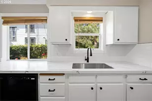7628 N Dwight Ave, Portland, OR 97203 - Photo 10