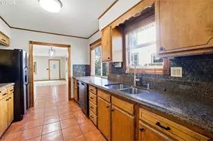 7628 N Dwight Ave, Portland, OR 97203 - Photo 18