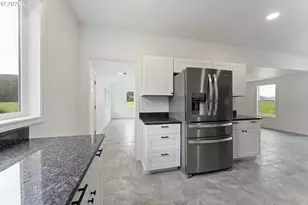 95580 S Coos River Ln, Coos Bay, OR 97420 - Photo 10