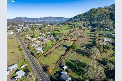 1448 Lookingglass Rd, Roseburg, OR 97471 - Photo 2