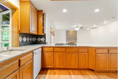 10959 NW Supreme Ct, Portland, OR 97229 - Photo 18