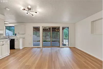 17610 SE Sunnyside Rd, Damascus, OR 97089 - Photo 8