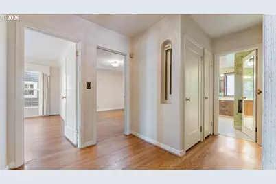 7256 N Chautauqua Blvd, Portland, OR 97217 - Photo 18