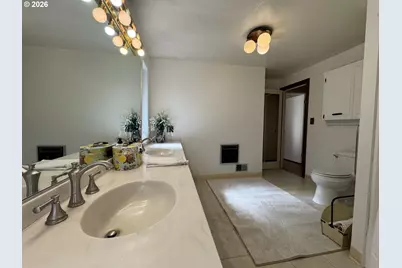 7256 N Chautauqua Blvd, Portland, OR 97217 - Photo 22
