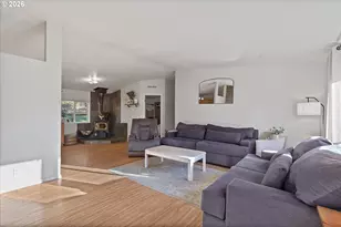 123 N Jade Way, Rose Lodge, OR 97368 - Photo 2