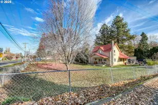 309 S Water St, Weston, OR 97886 - Photo 24