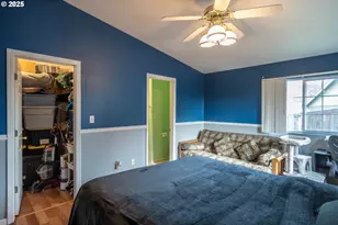 663 NE Knoll Ave, Roseburg, OR 97470 - Photo 14