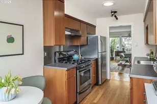 1011 NE Emerson St, Portland, OR 97211 - Photo 14