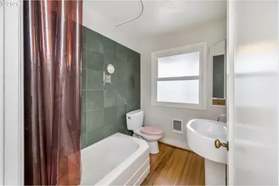 1011 NE Emerson St, Portland, OR 97211 - Photo 22
