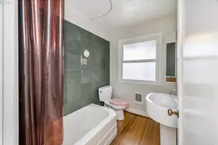 1011 NE Emerson St, Portland, OR 97211 - Photo 22