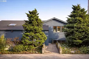 1776 SW Montgomery Dr, Portland, OR 97201 - Photo 2