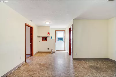 8748 Enclid St, Salem, OR 97305 - Photo 22