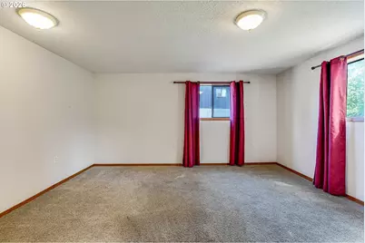 8748 Enclid St, Salem, OR 97305 - Photo 28