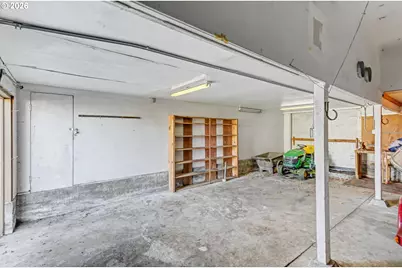 8748 Enclid St, Salem, OR 97305 - Photo 42