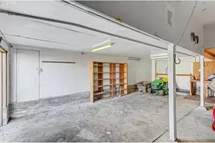 8748 Enclid St, Salem, OR 97305 - Photo 42