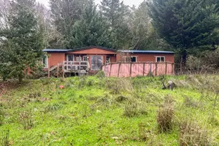 1698 Doerner Rd, Roseburg, OR 97471 - Photo 1