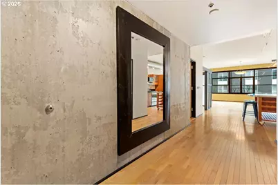 333 NW 9th Ave #609, Portland, OR 97209 - Photo 14