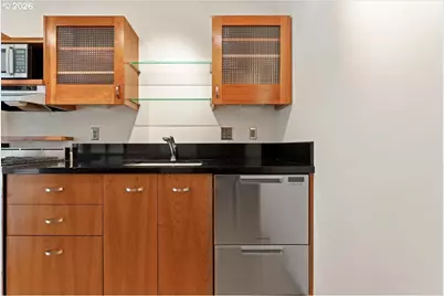 333 NW 9th Ave #609, Portland, OR 97209 - Photo 16
