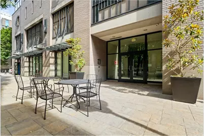 333 NW 9th Ave #609, Portland, OR 97209 - Photo 40