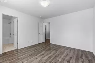 16075 SW Whistling Swan Ln, Beaverton, OR 97007 - Photo 18