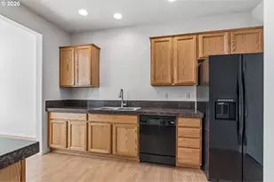 16075 SW Whistling Swan Ln, Beaverton, OR 97007 - Photo 12