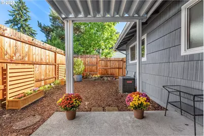 15745 SW Queen Victoria Pl, King City, OR 97224 - Photo 26