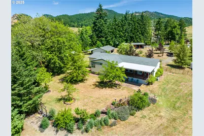 982 Reston Rd, Roseburg, OR 97471 - Photo 8