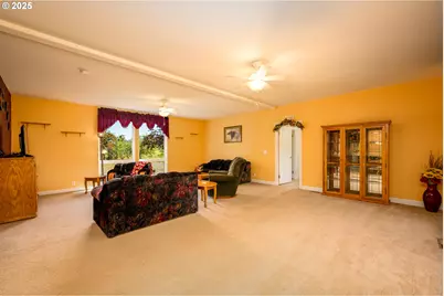 982 Reston Rd, Roseburg, OR 97471 - Photo 18