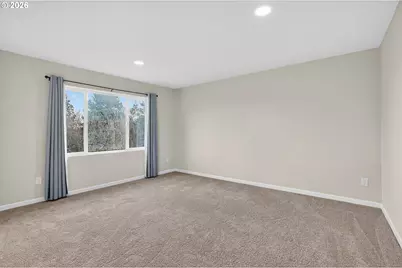 17194 SE Rhododendron St, Happy Valley, OR 97086 - Photo 16