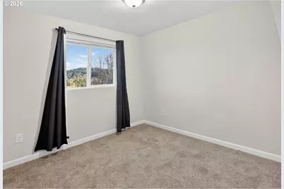 17194 SE Rhododendron St, Happy Valley, OR 97086 - Photo 18