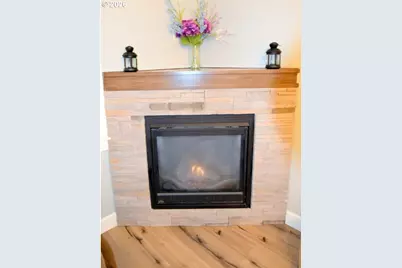 2335 Maplewood Dr N, Salem, OR 97306 - Photo 2