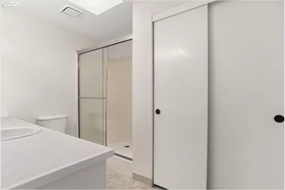 8125 SW Pine St, Portland, OR 97223 - Photo 22
