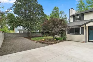 8125 SW Pine St, Portland, OR 97223 - Photo 32