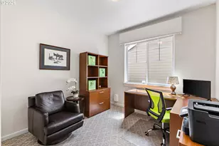 15597 NW Graf St, Portland, OR 97229 - Photo 18