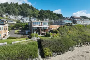 1880 Pacific St, Cannon Beach, OR 97110 - Photo 14