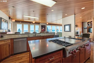 1880 Pacific St, Cannon Beach, OR 97110 - Photo 26