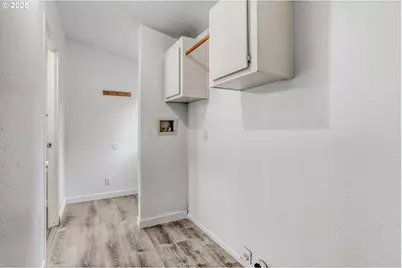 10302 NW 317th Ave, North Plains, OR 97133 - Photo 16