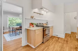 7 NE Floral Pl, Portland, OR 97232 - Photo 14
