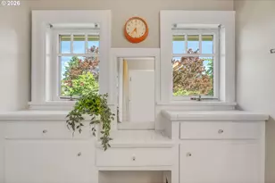 7 NE Floral Pl, Portland, OR 97232 - Photo 24