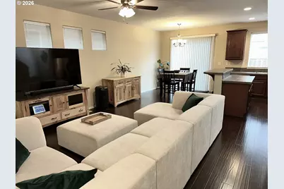 4564 SE Olivewood St, Hillsboro, OR 97123 - Photo 8