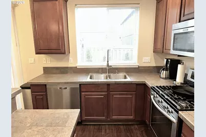 4564 SE Olivewood St, Hillsboro, OR 97123 - Photo 16